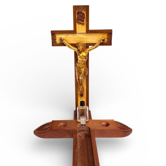 Vintage Last Rights Crucifix Sacrament Set From the 1940's - Picture 6 of 17